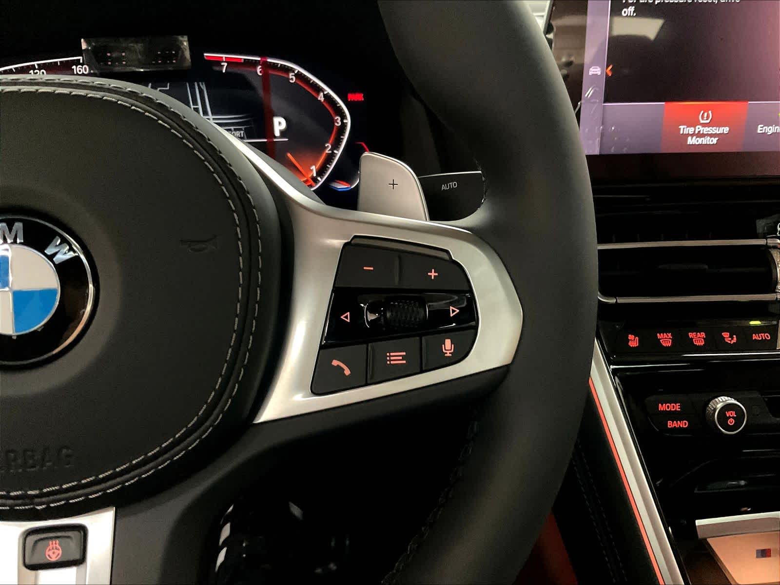 2026 BMW 8 Series 840i - Photo 18