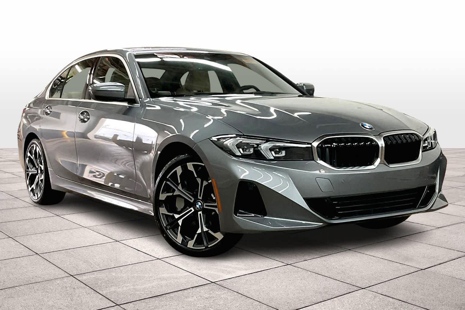 2026 Bmw 330i Sedan photo 2