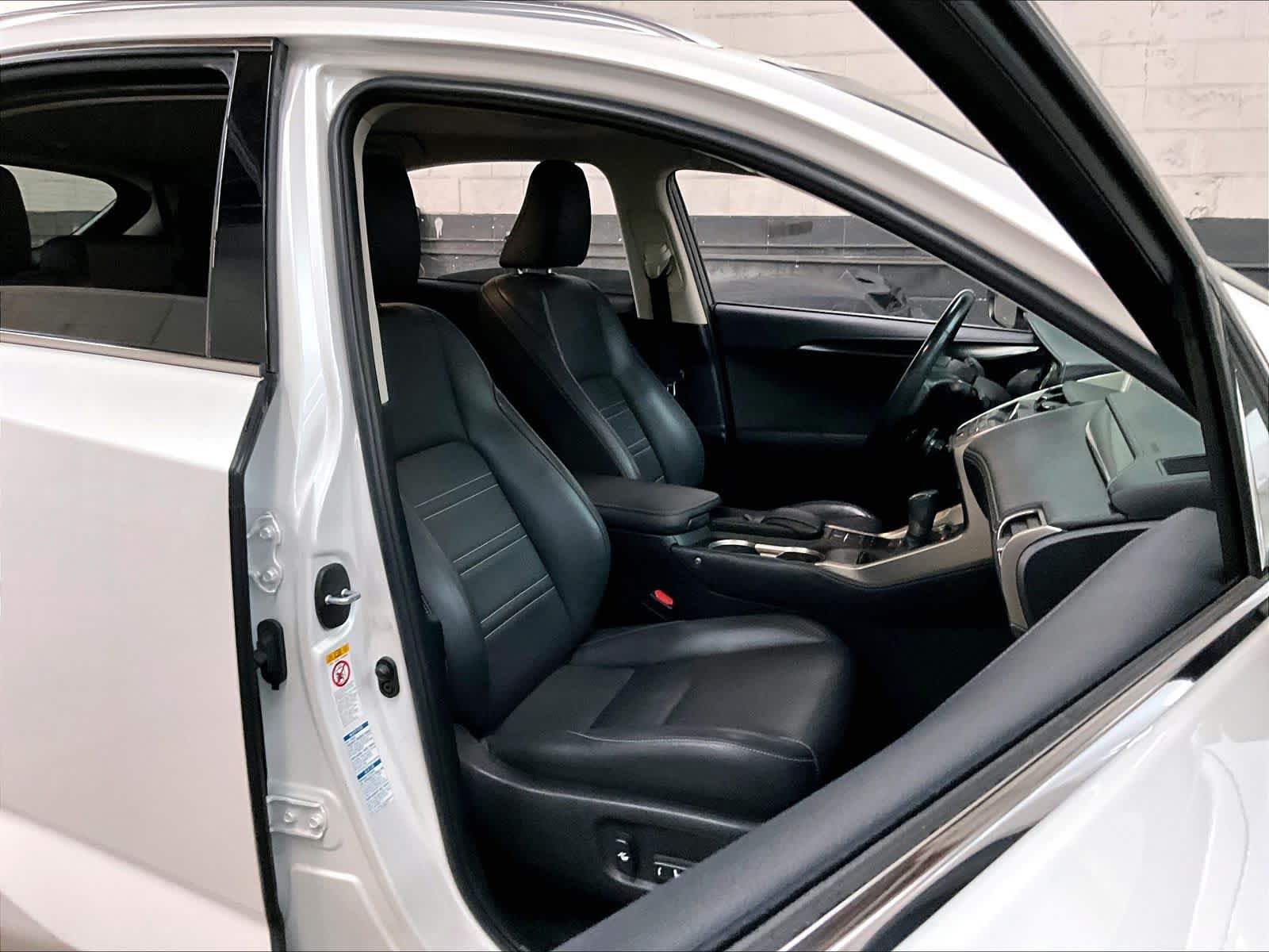 2015 LEXUS NX 200t photo 6