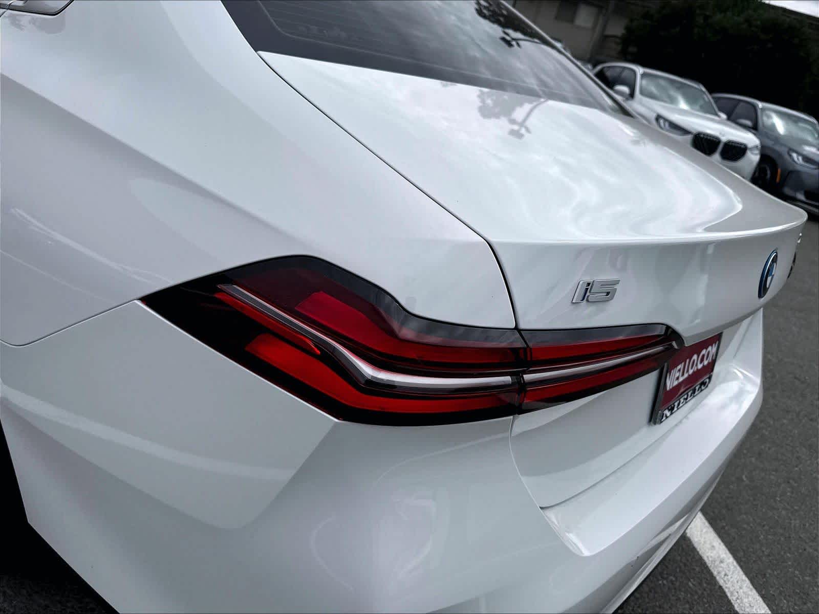 2026 BMW i5 40 - Photo 23