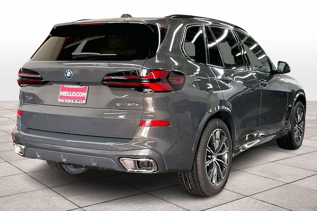 New 2026 BMW X5 xDrive50e Plug-In Hybrid