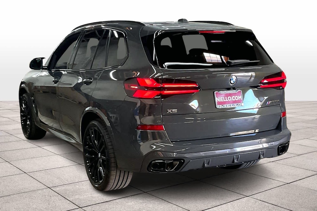 New 2026 BMW X5 M60i Sports Activity Vehicle
