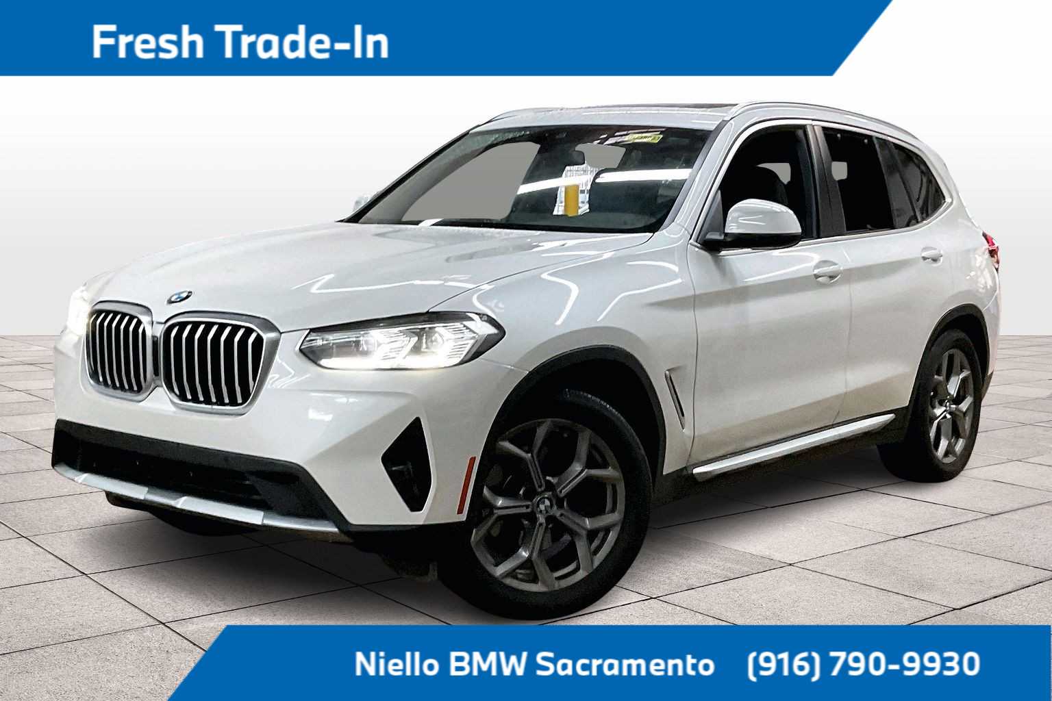 2022 BMW X3 30i's photo