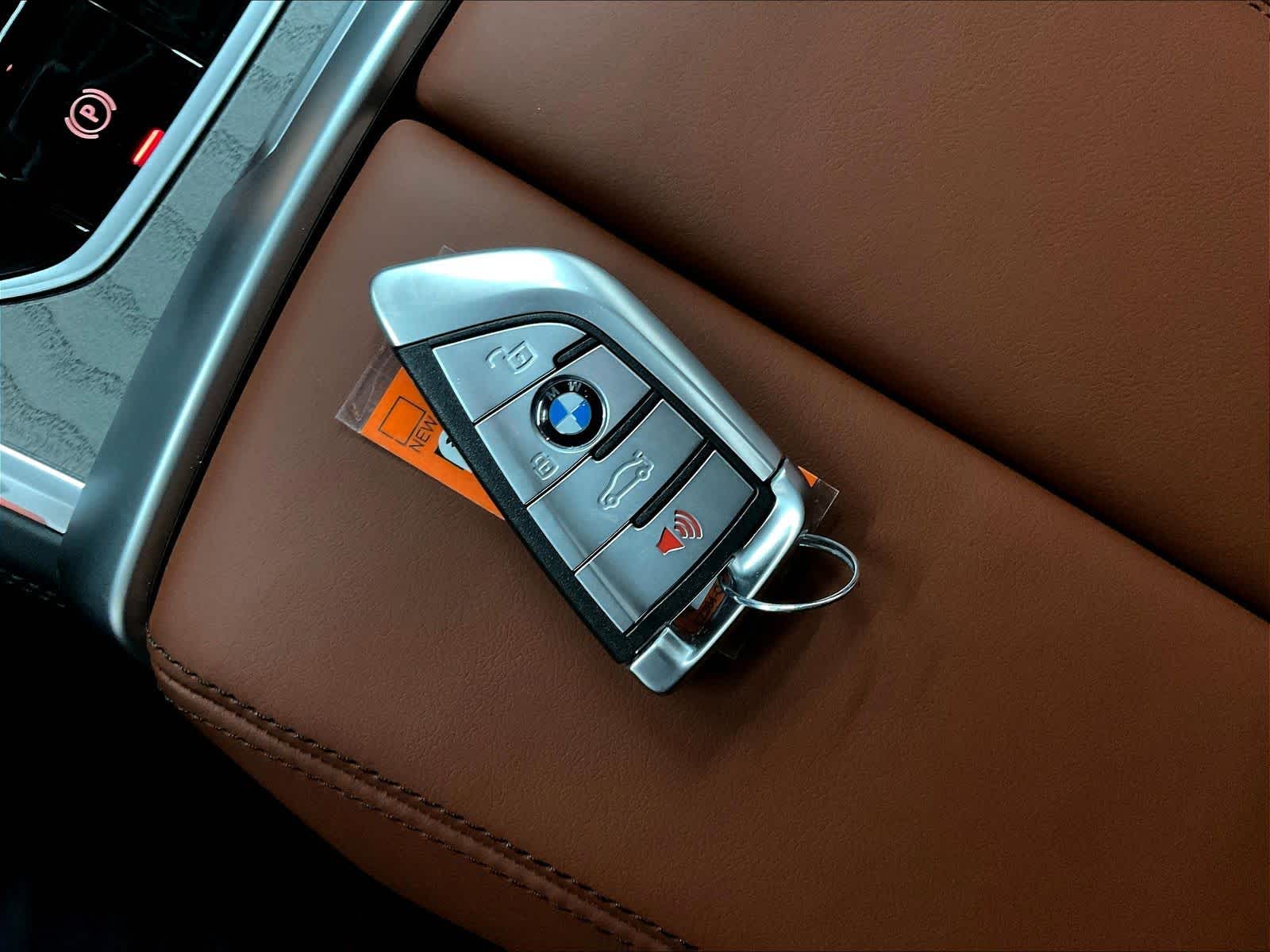 2026 BMW 8 Series 840i - Photo 34