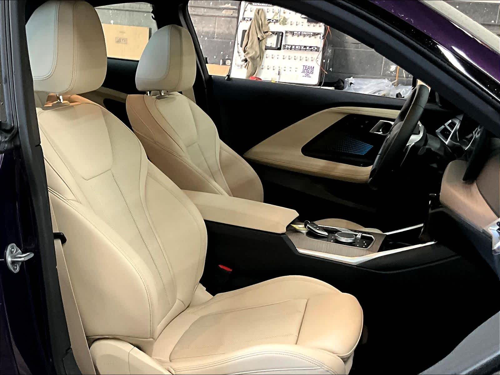 2025 BMW 230i 230i photo 6