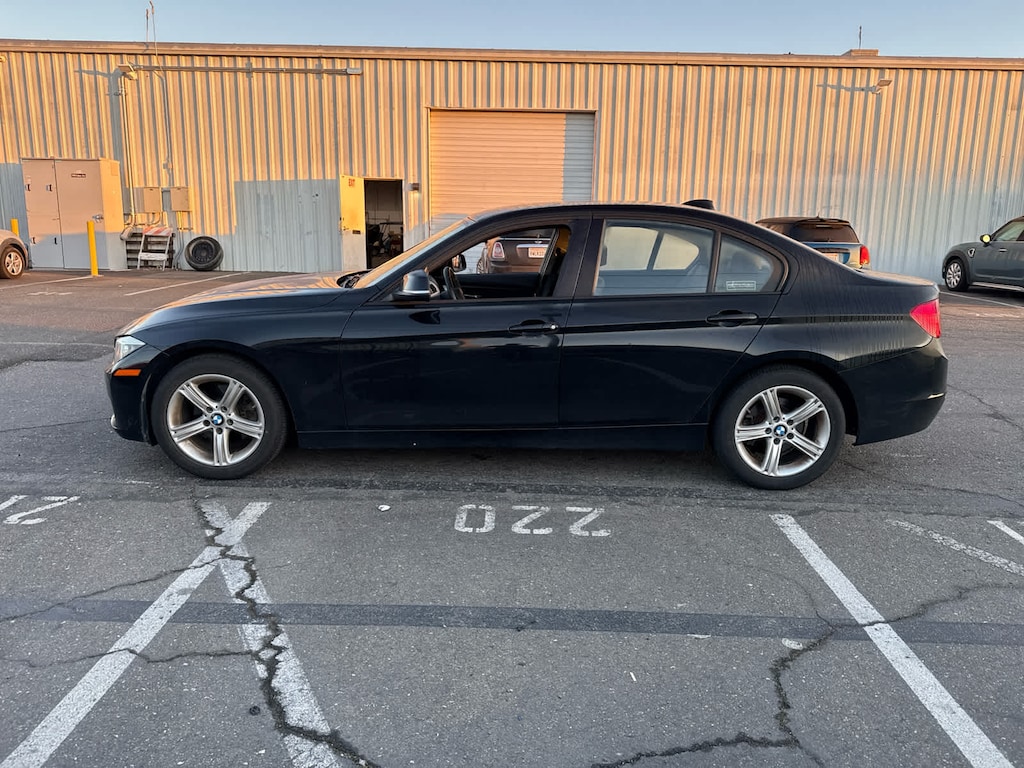 Used 2013 BMW 3 Series 320i Sdn RWD