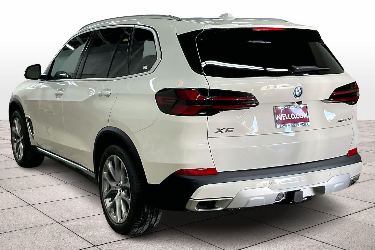 2026 Bmw X5 xDrive50e photo 3