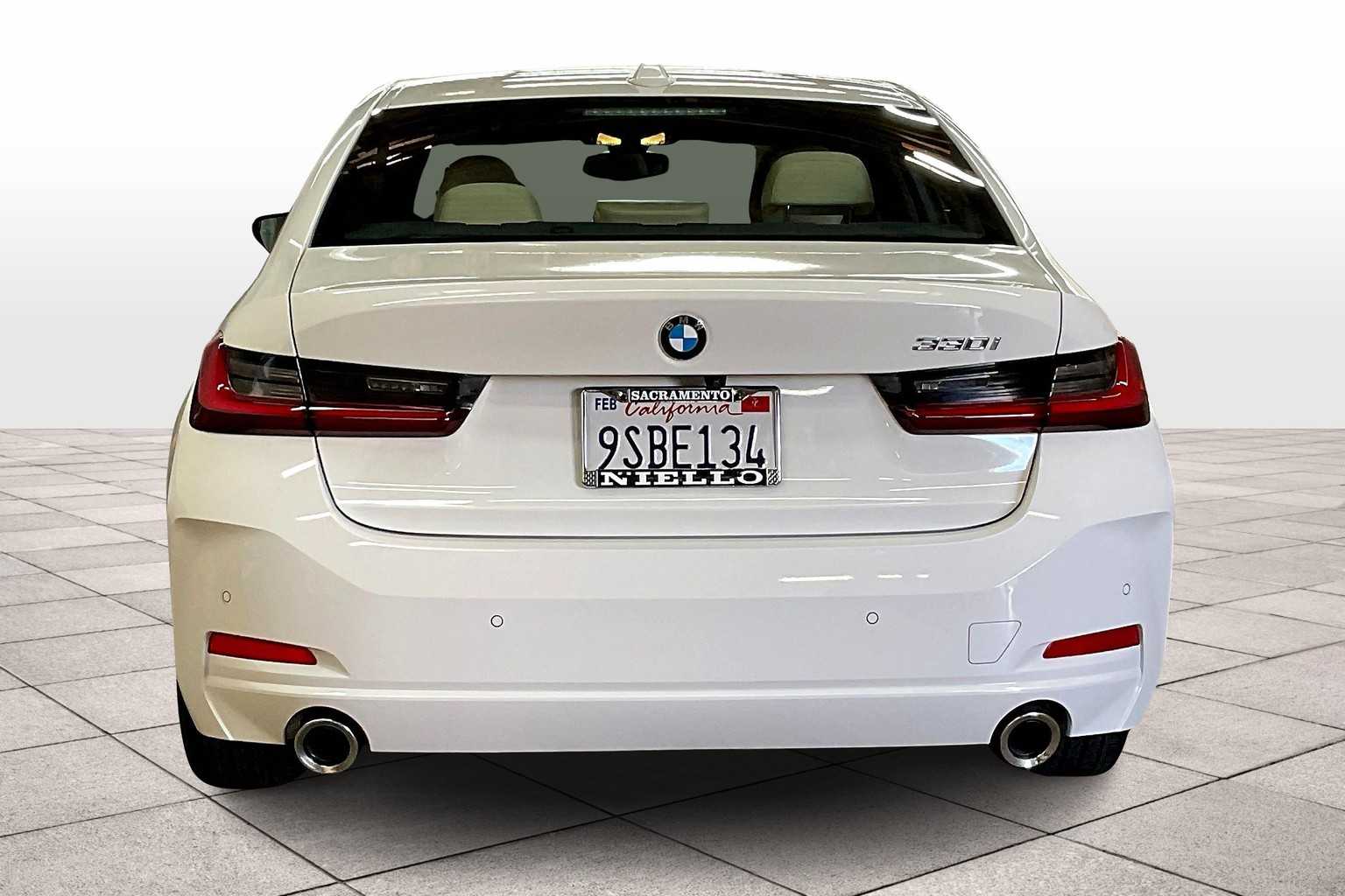 2025 Bmw 330i photo 3
