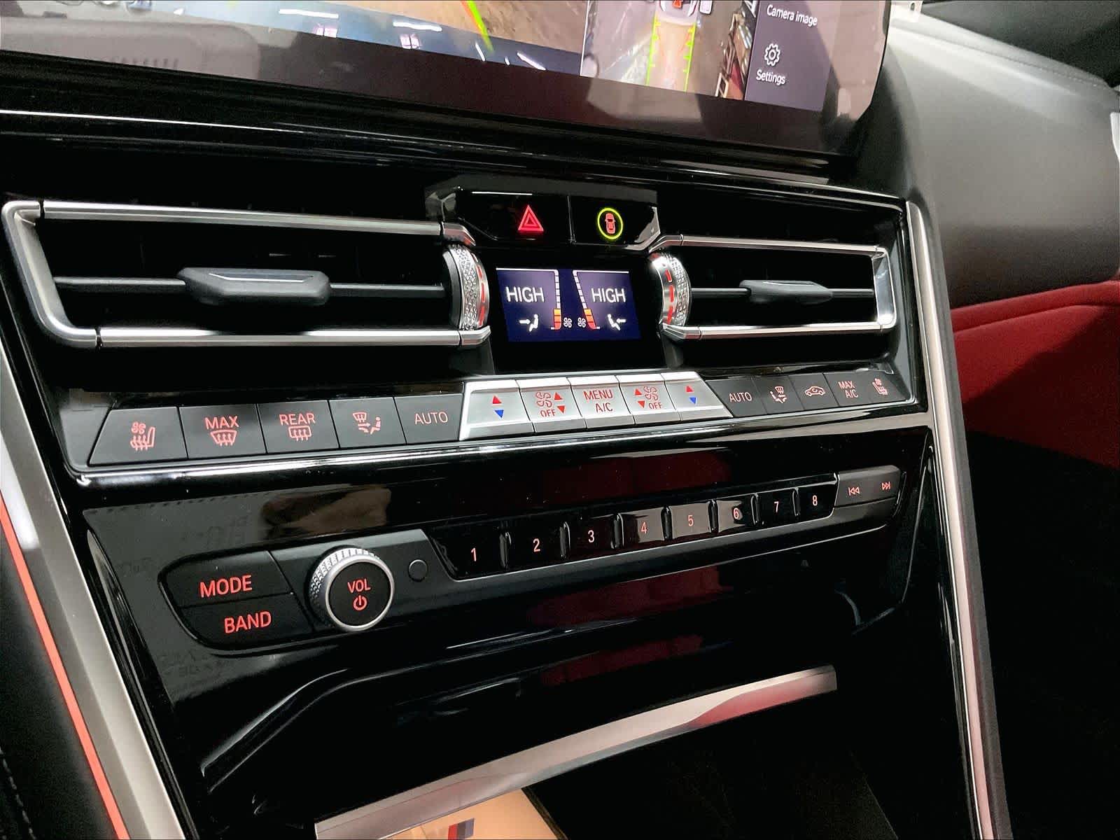 2026 BMW 8 Series 840i - Photo 21