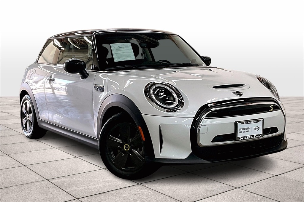 Used 2024 MINI Hardtop 2 Door SE with VIN WMW13DJ02R2V91710 for sale in Roseville, CA