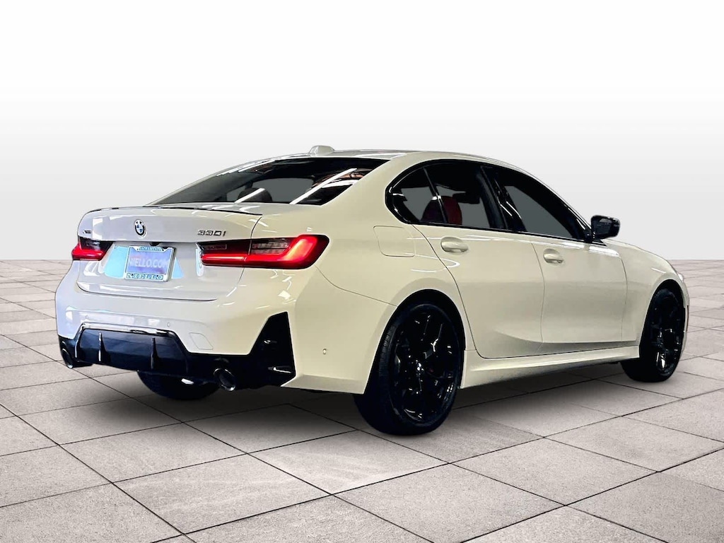 New 2026 BMW 330i xDrive Sedan