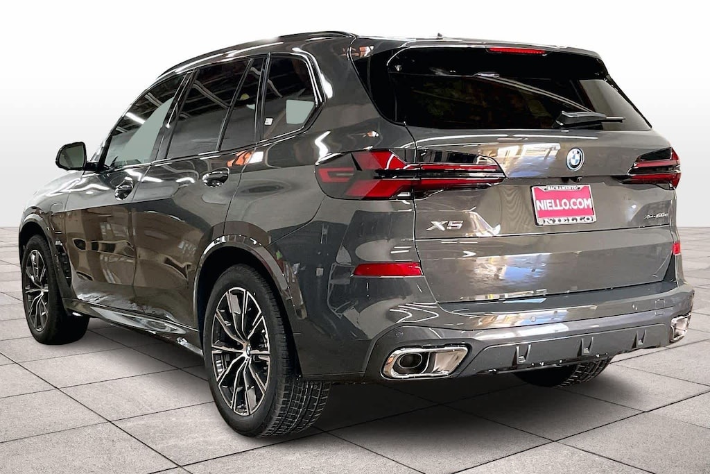 New 2026 BMW X5 xDrive50e Plug-In Hybrid