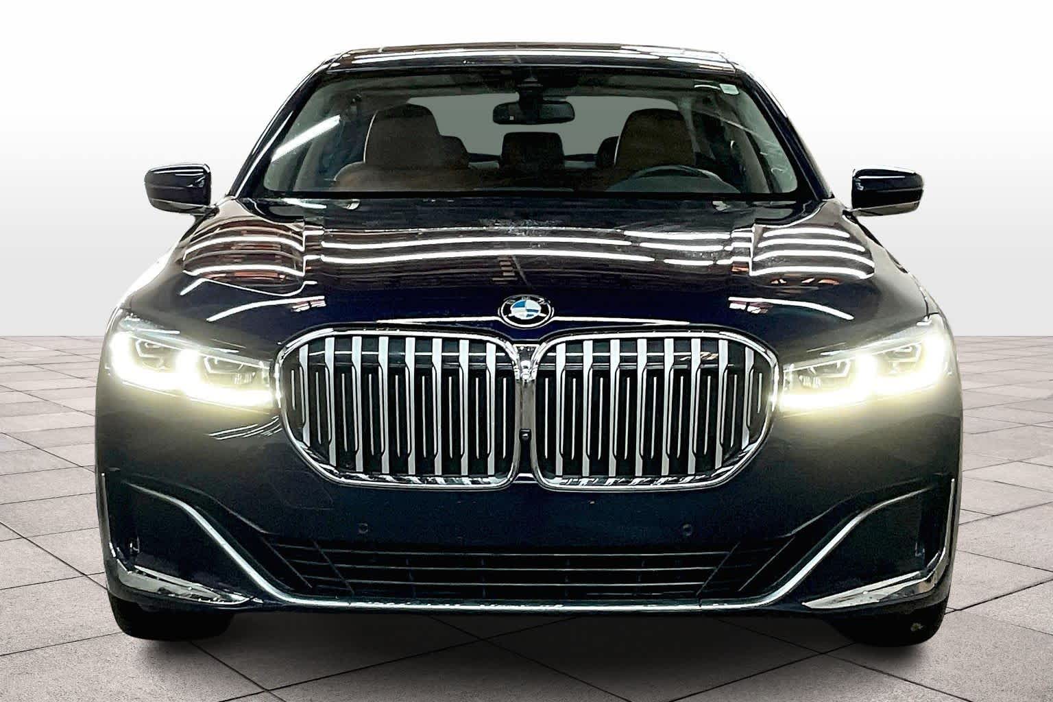 2022 Bmw 740Li 7-Series photo 3