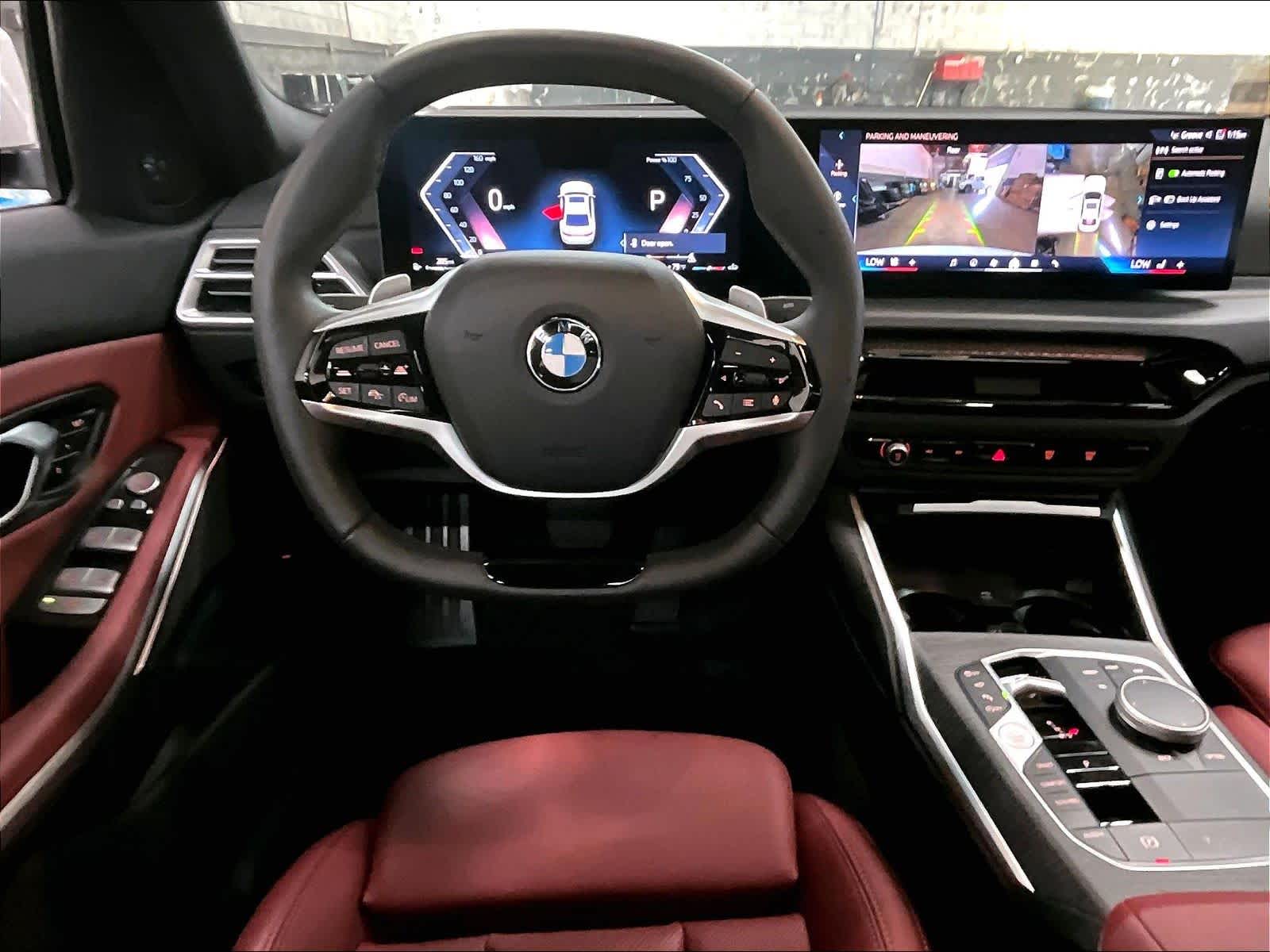 2025 BMW 330i 330i photo 4