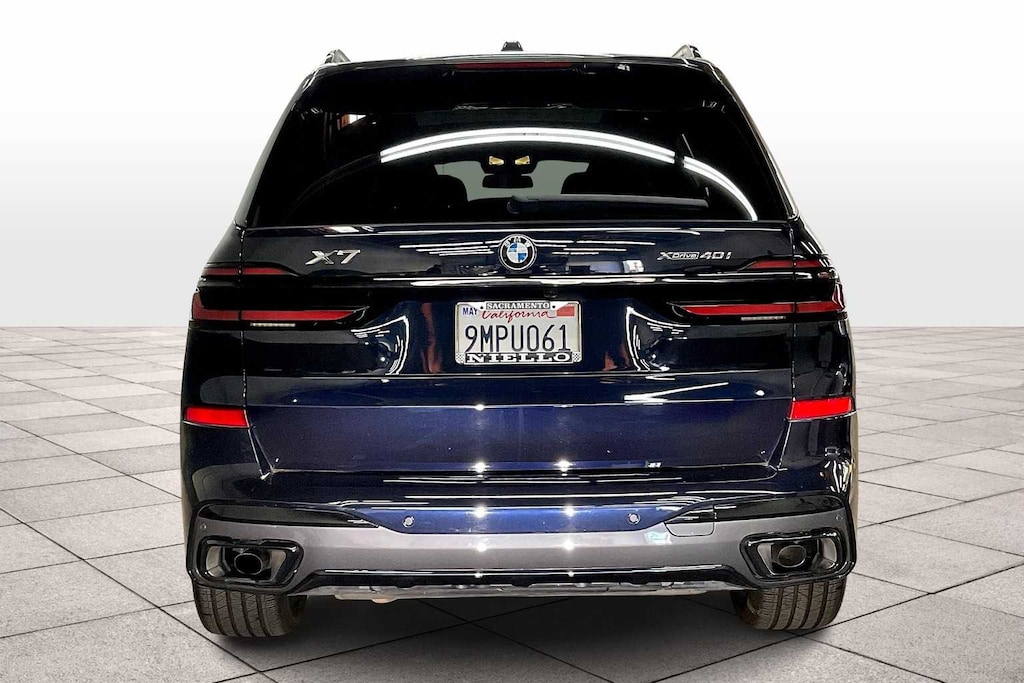Used 2025 BMW X7 xDrive40i Sports Activity Vehicle