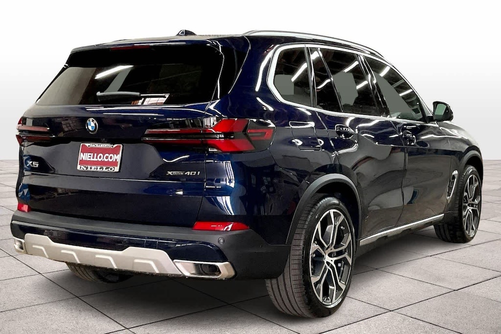 New 2026 BMW X5 xDrive40i Sports Activity Vehicle