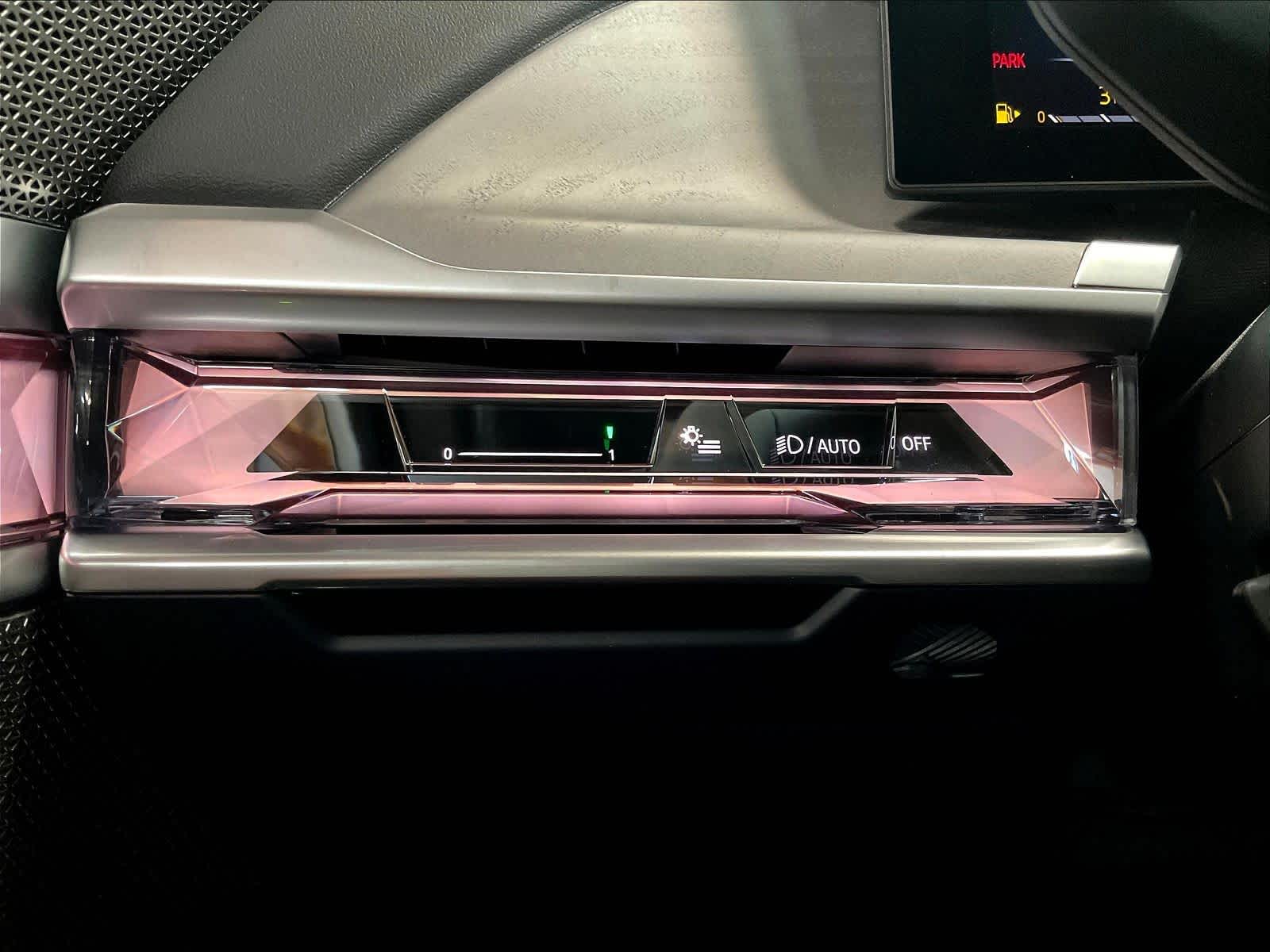 2025 BMW 7 Series 760i - Photo 21