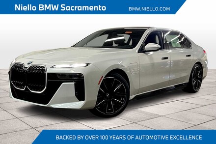 2026 BMW 7 Series 750e xDrive Plug-In Hybrid