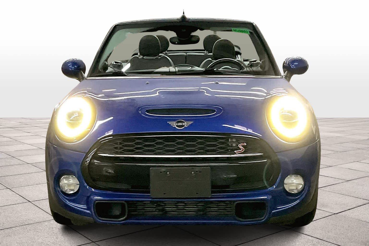 2019 Mini Cooper Convertible S photo 3