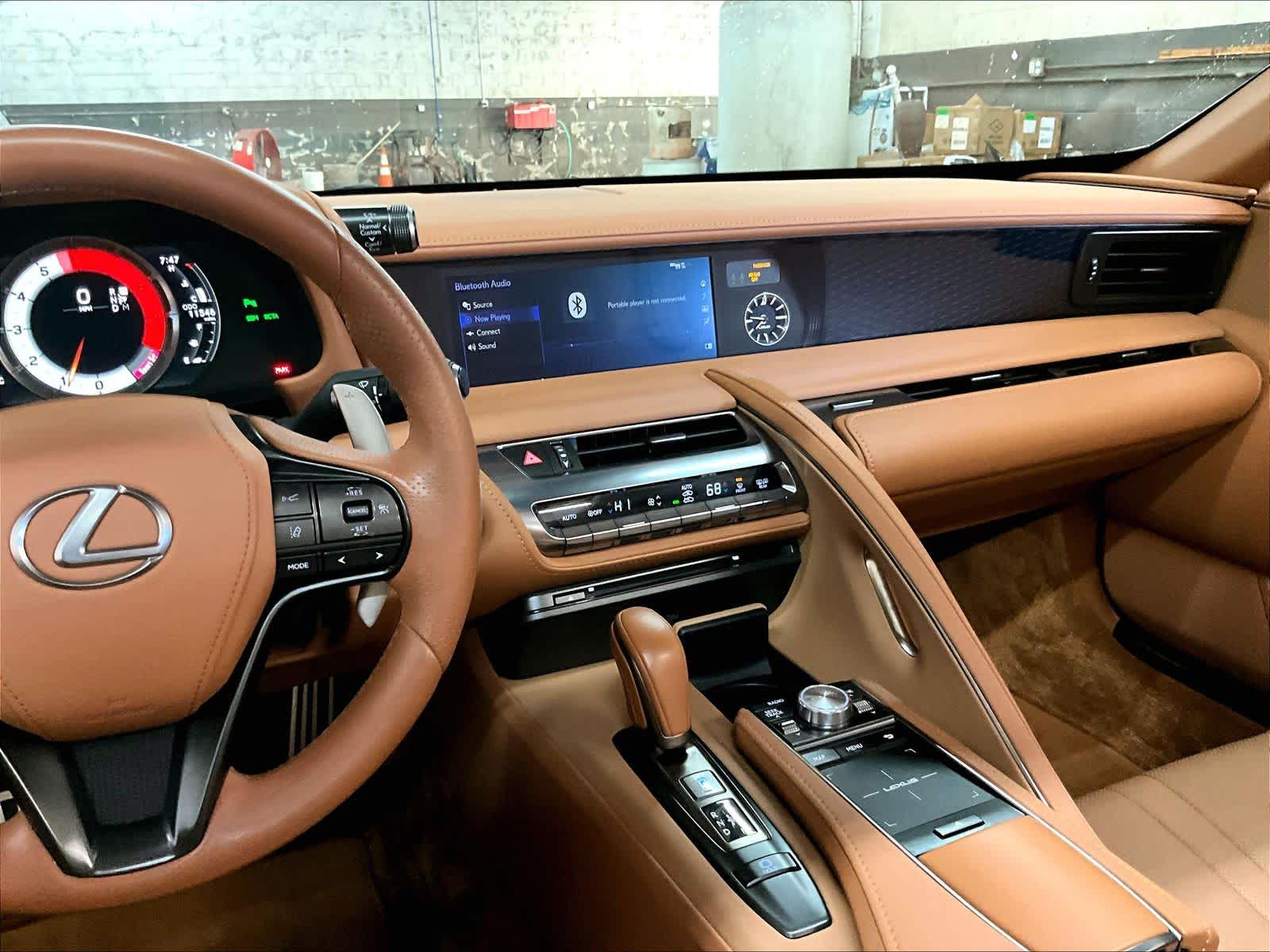 2023 LEXUS LC 500 photo 5