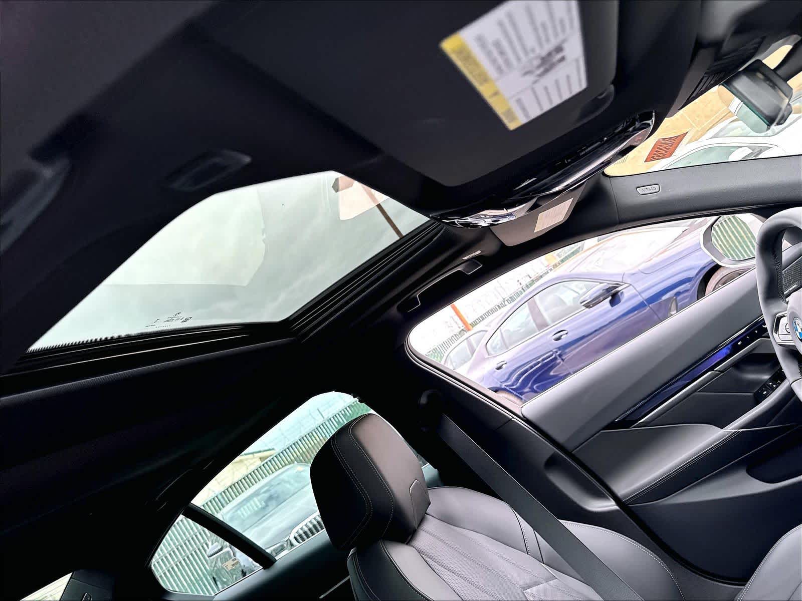 2026 BMW i5 40 - Photo 27