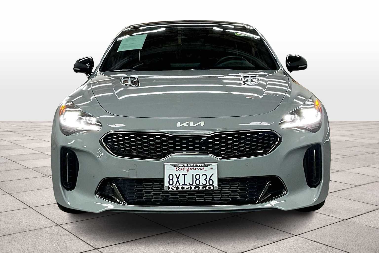 2022 Kia Stinger GT2 photo 3