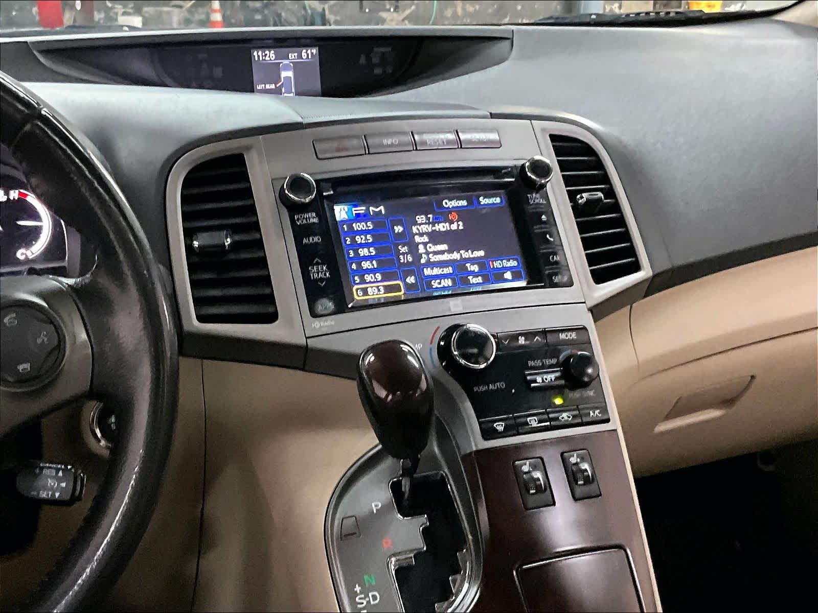 2014 Toyota Venza XLE photo 5