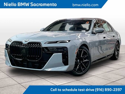 2026 BMW 750e xDrive Plug-In Hybrid