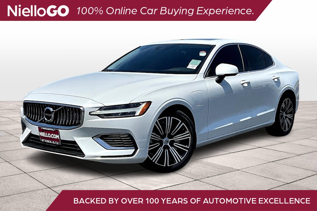 Certified 2022 Volvo S60 Recharge Plug-In Hybrid eAWD Inscription Sedan