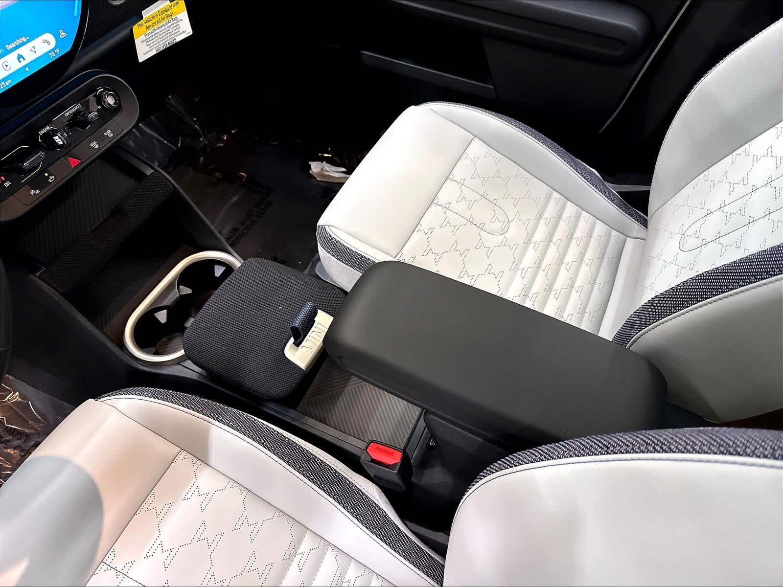 2026 MINI Countryman S - Photo 10
