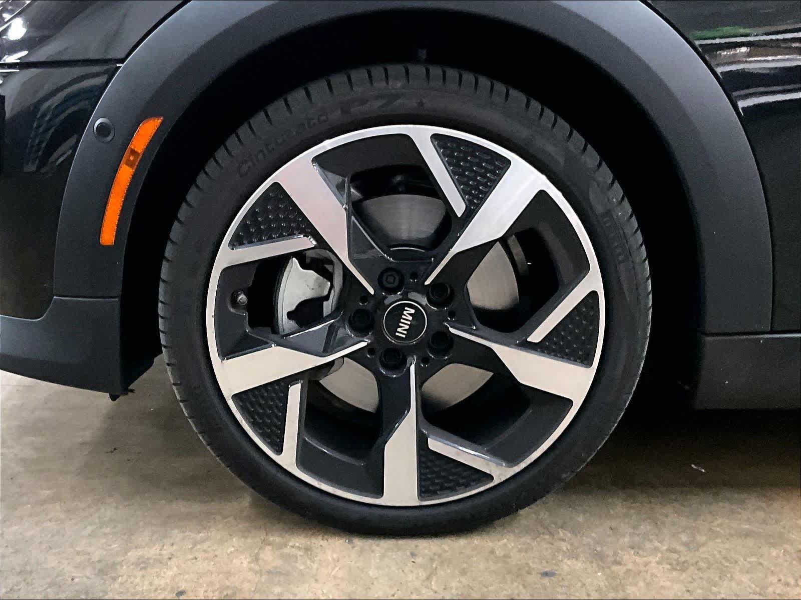 2026 MINI Hardtop 4 Door Cooper photo 3