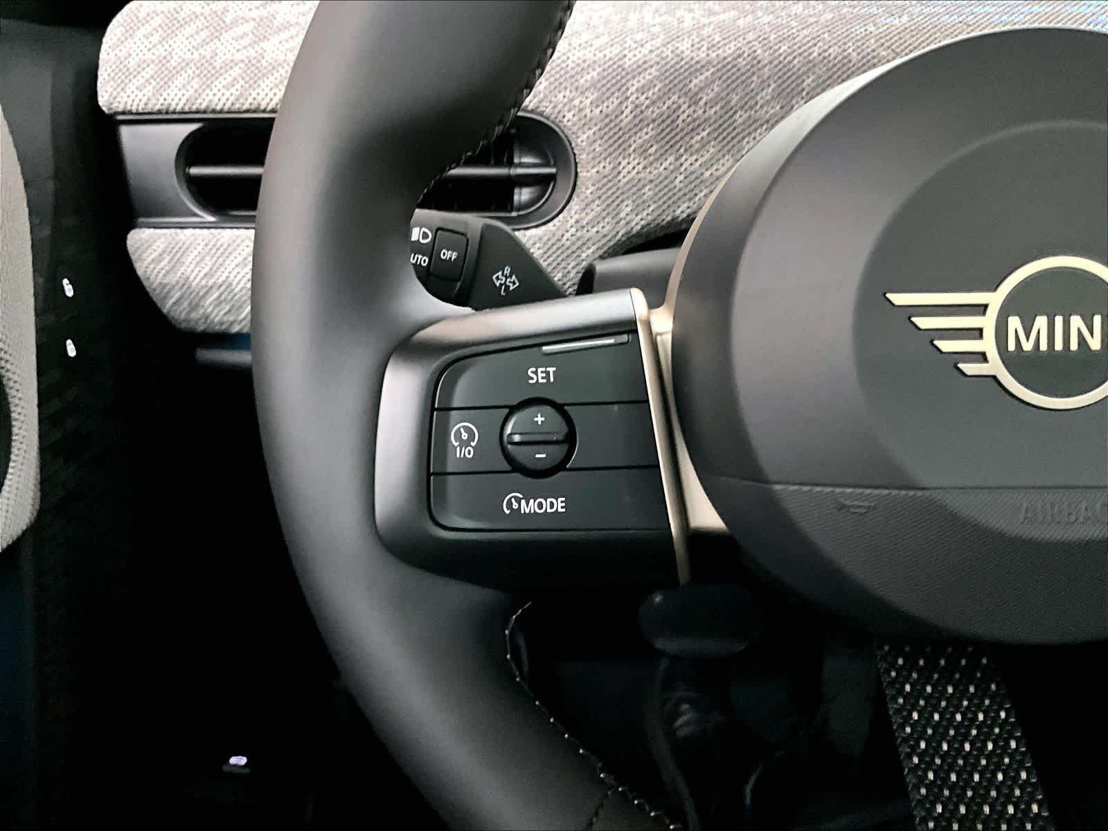 2026 MINI Hardtop 4 Door S - Photo 17