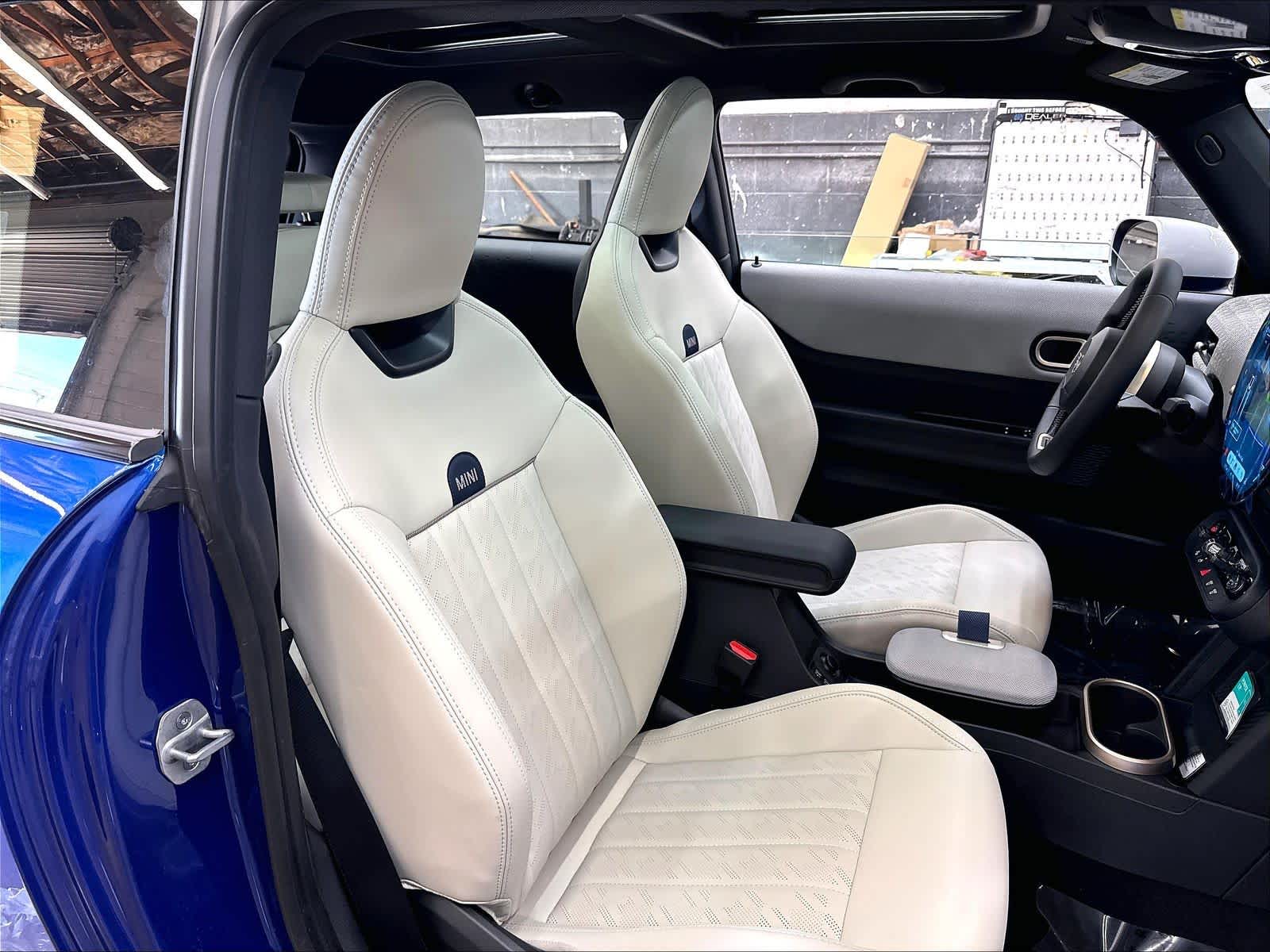 2026 MINI Hardtop 2 Door S - Photo 30