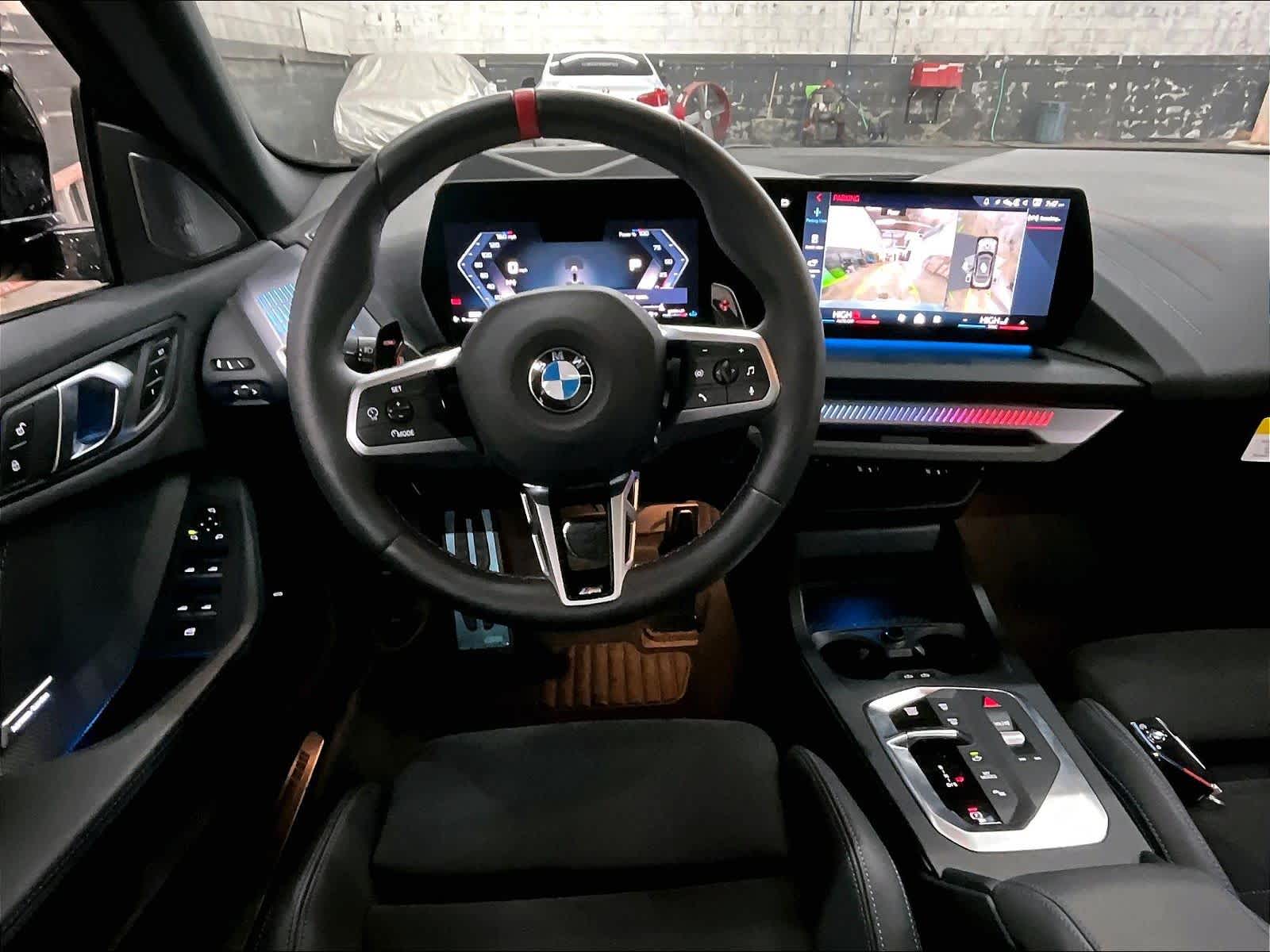 2025 BMW M235 xDrive M235 xDrive photo 4