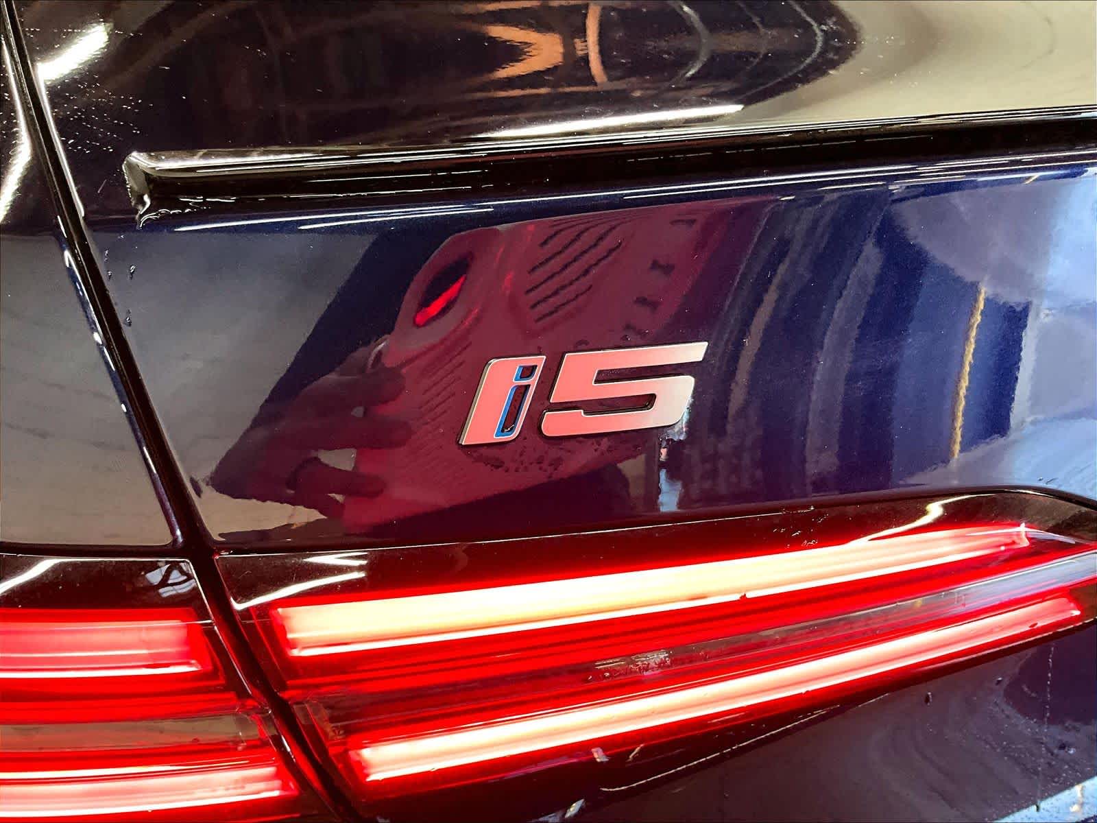 2026 BMW i5 eDrive40 photo 3