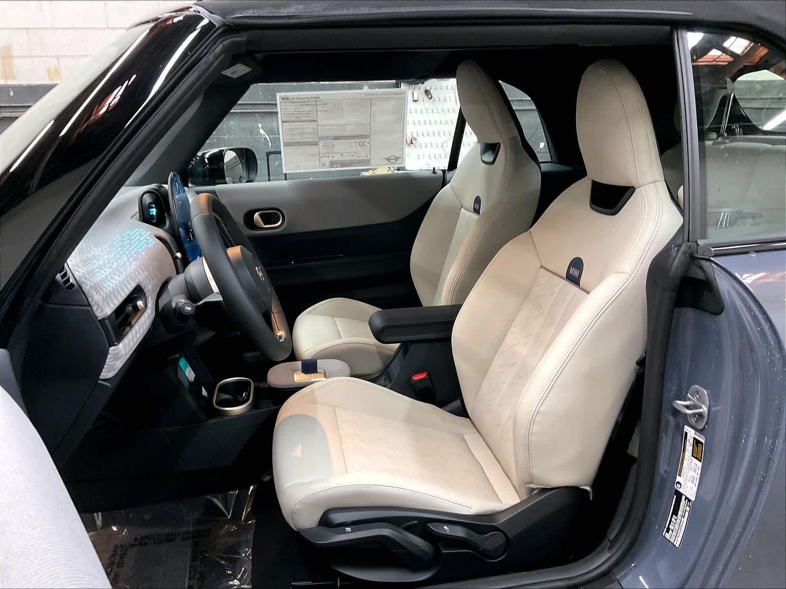 2026 MINI Convertible S - Photo 11