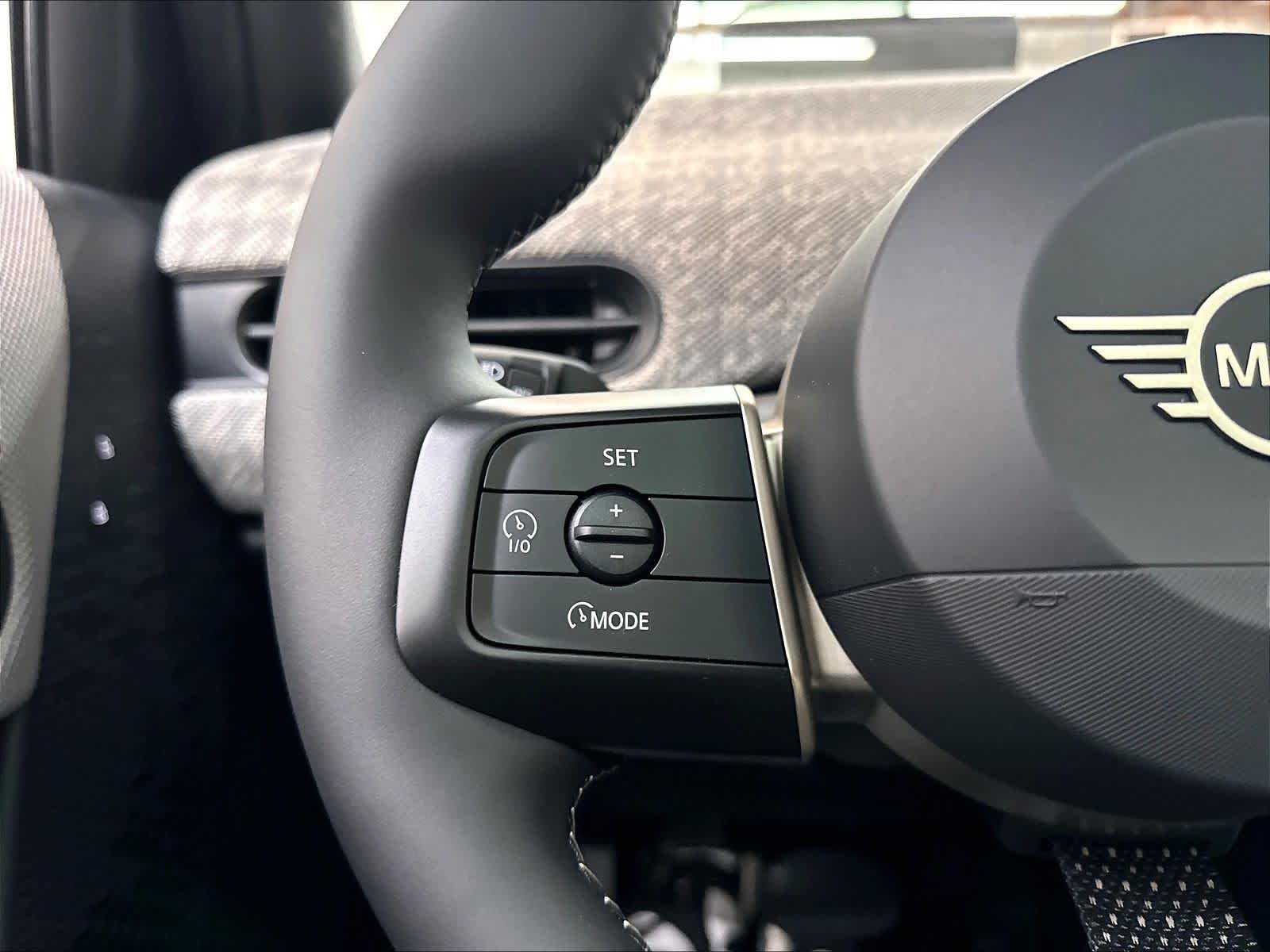 2026 MINI Hardtop 4 Door S - Photo 17