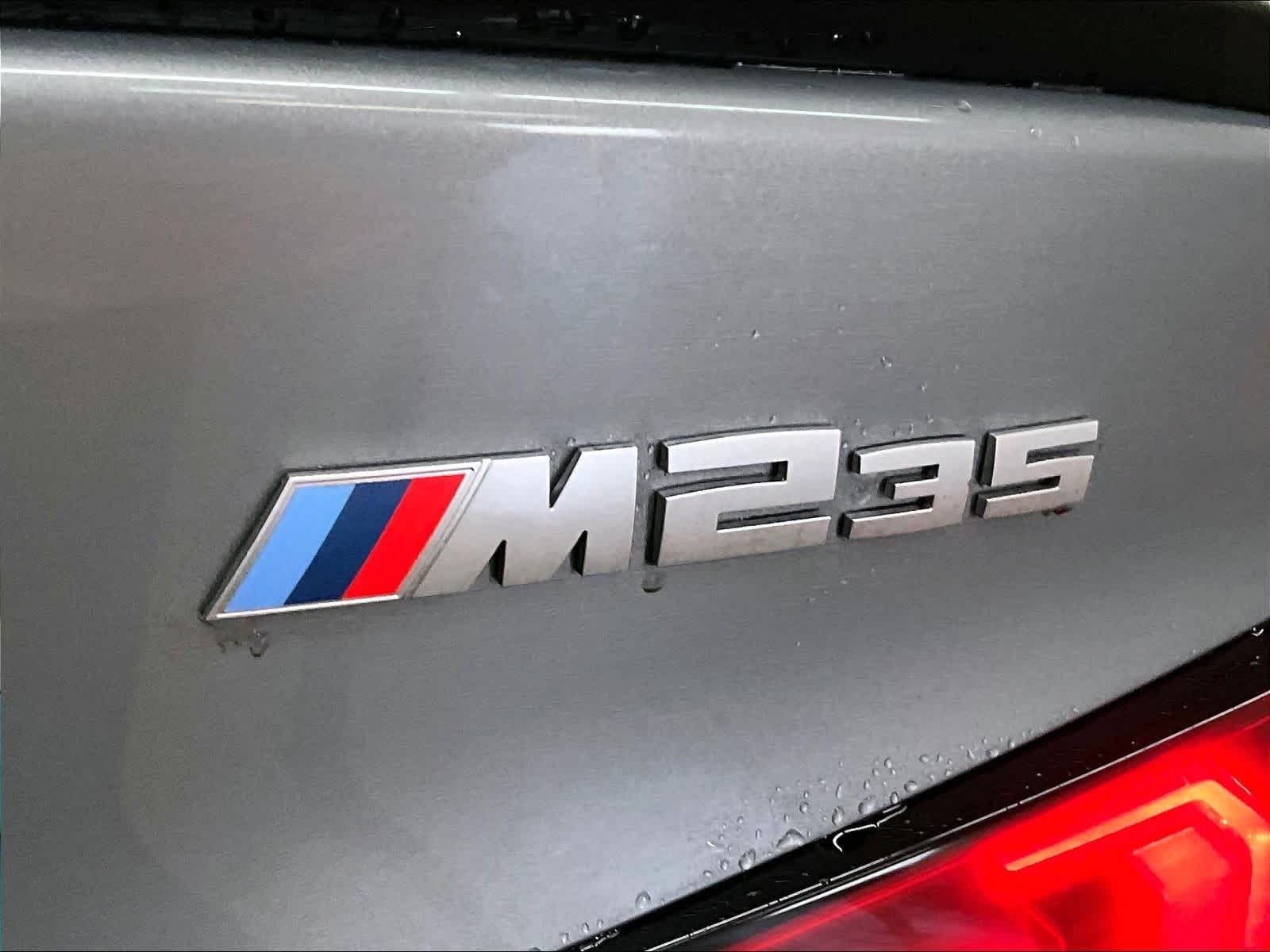 2025 BMW M235 xDrive M235 xDrive photo 3