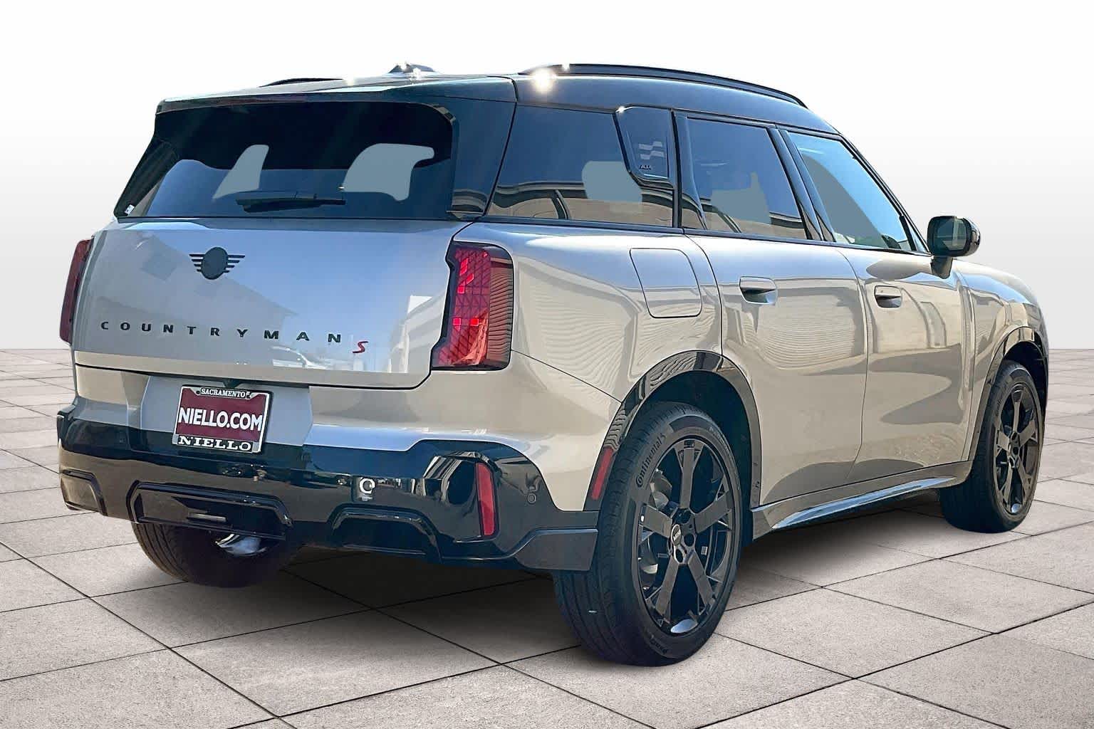 2026 Mini Countryman Iconic ALL4 photo 3