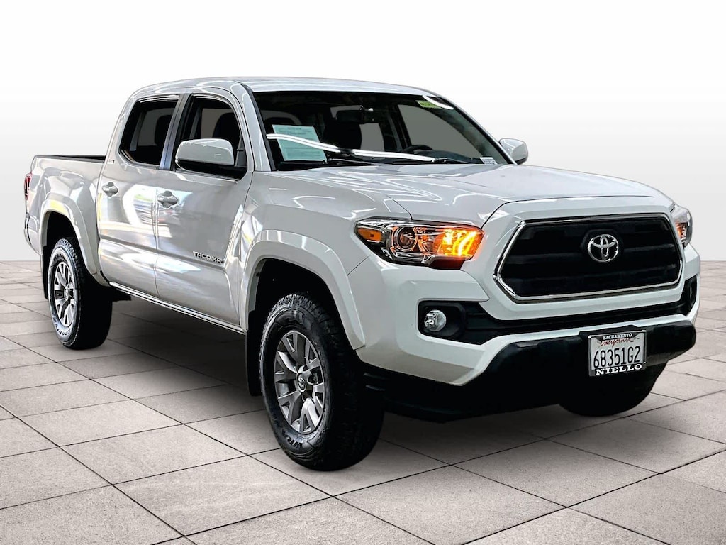 Used 2017 Toyota Tacoma SR5 Double Cab 5 Bed V6 4x2 AT (SE) Double Cab 5 Bed V6 4x2 AT (SE)