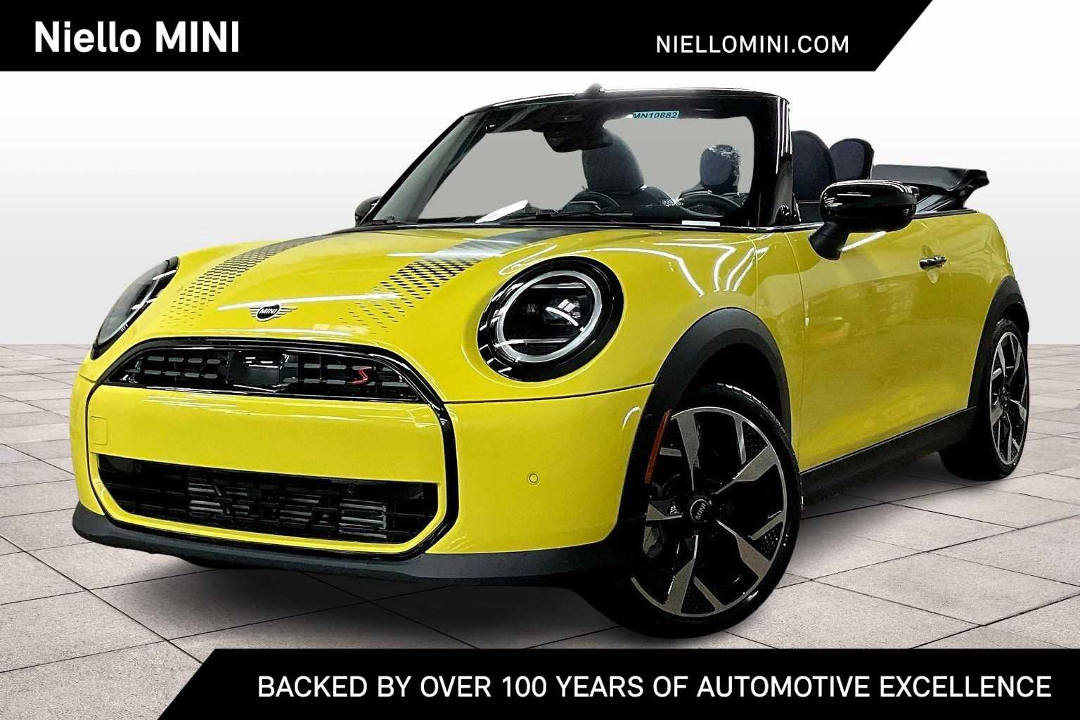 2026 MINI Convertible S's photo