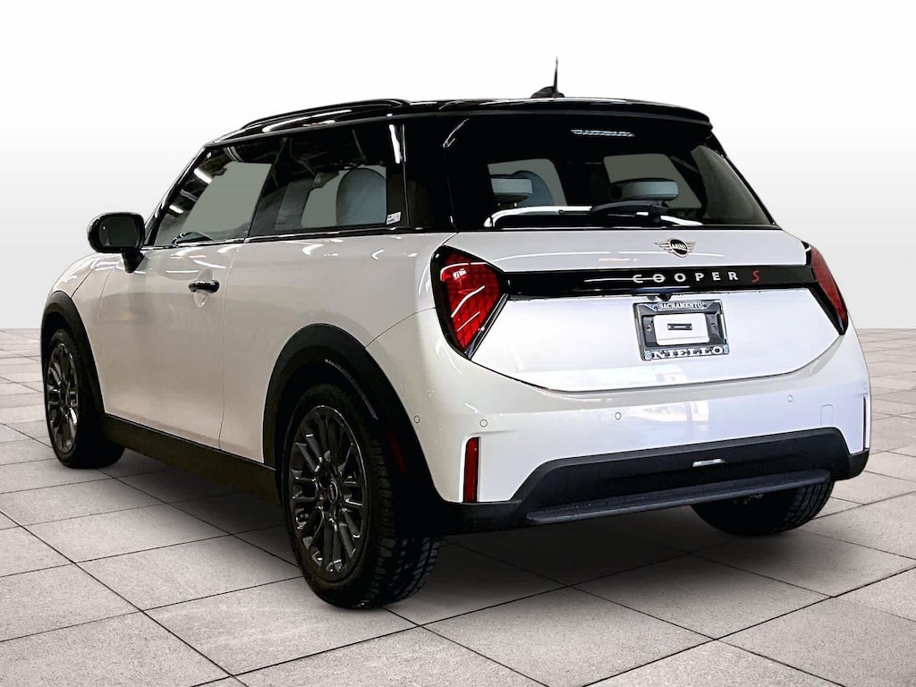 New 2026 MINI 2 Door Signature Plus FWD