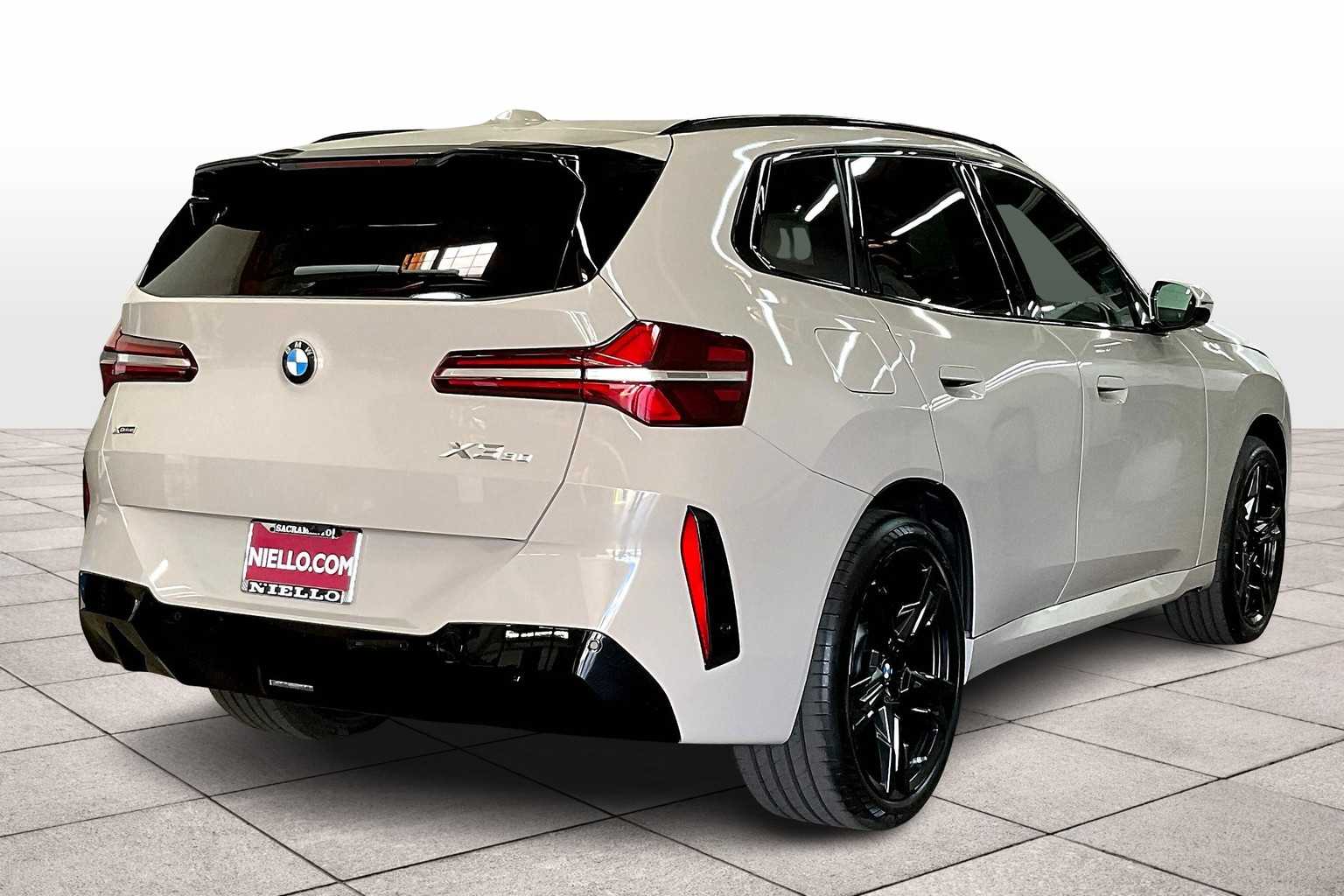 2026 Bmw X3 photo 3