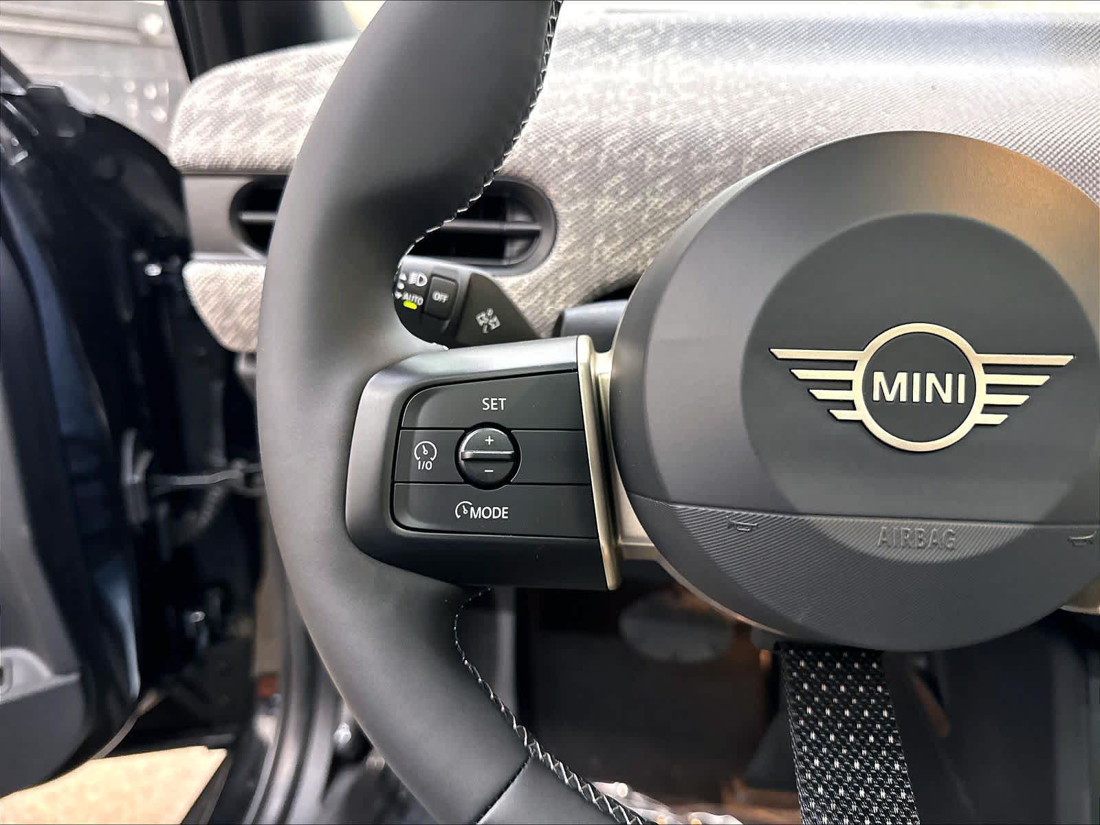 2026 MINI Hardtop 4 Door S - Photo 16
