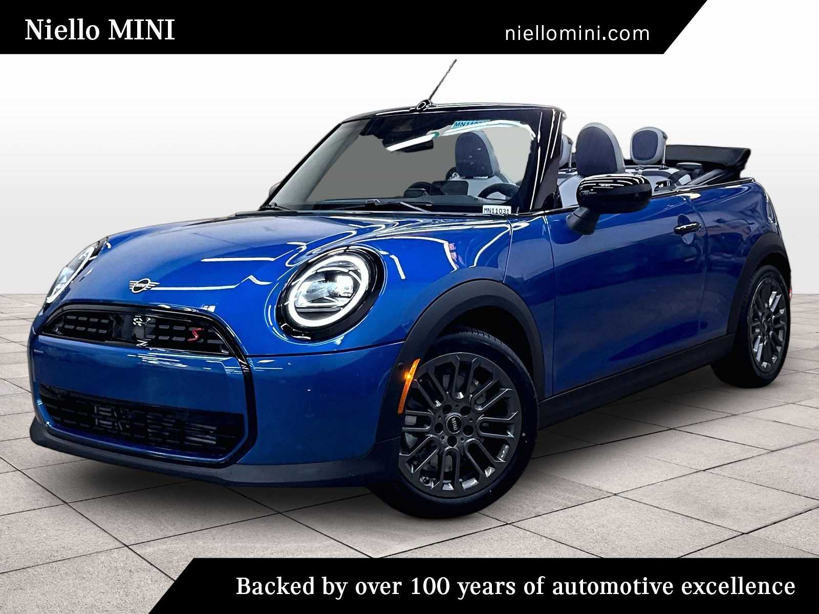 2026 MINI Convertible Signature Plus