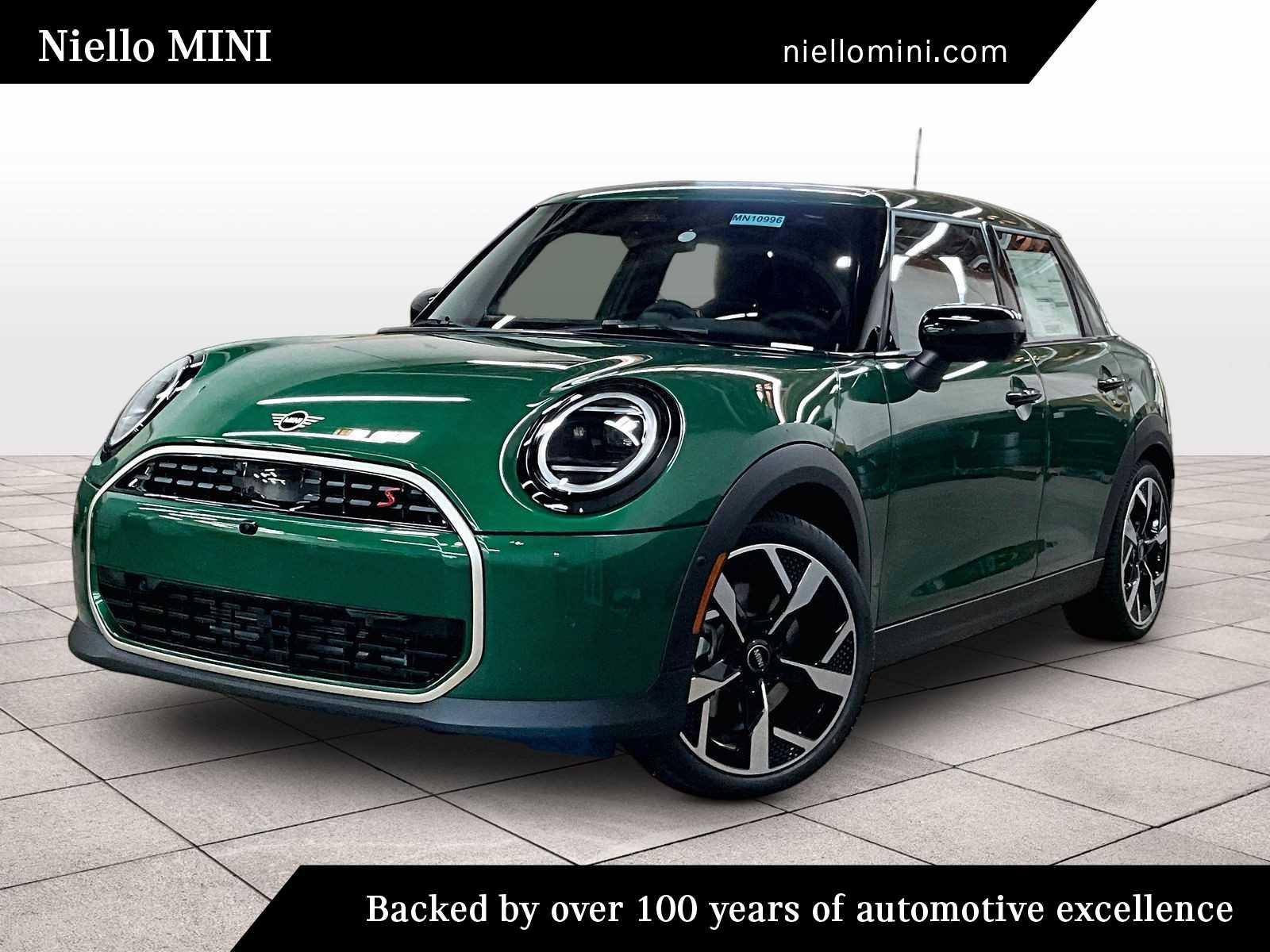 2026 MINI Hardtop Cooper S's photo