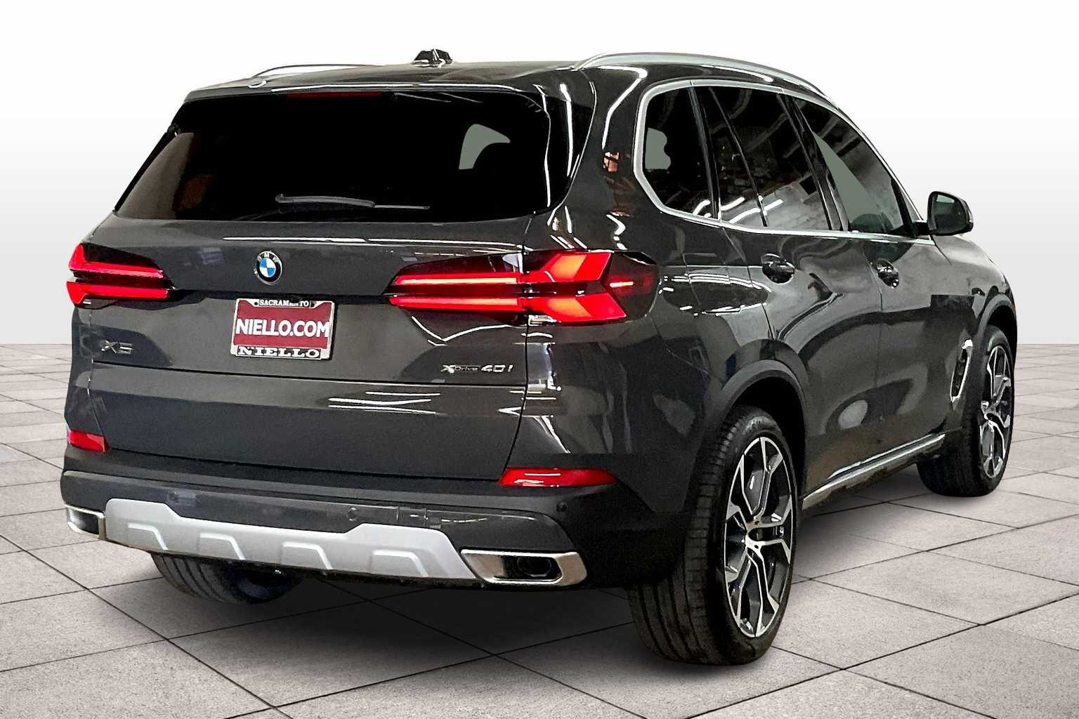2026 Bmw X5 xDrive40i photo 3
