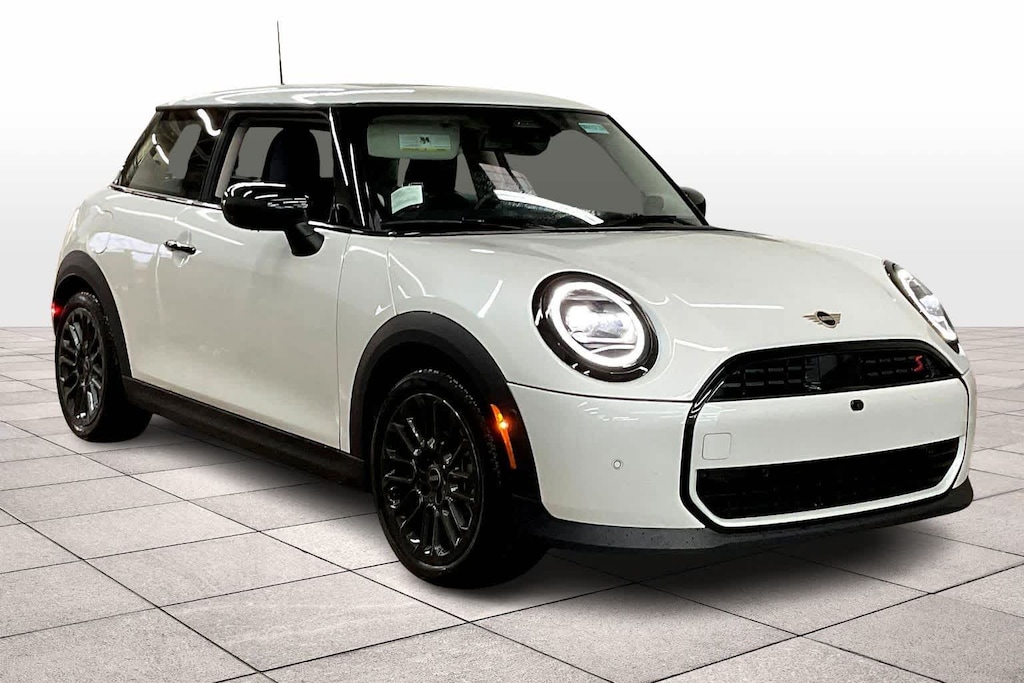 Used 2025 MINI Hardtop 2 Door S Signature Trim FWD
