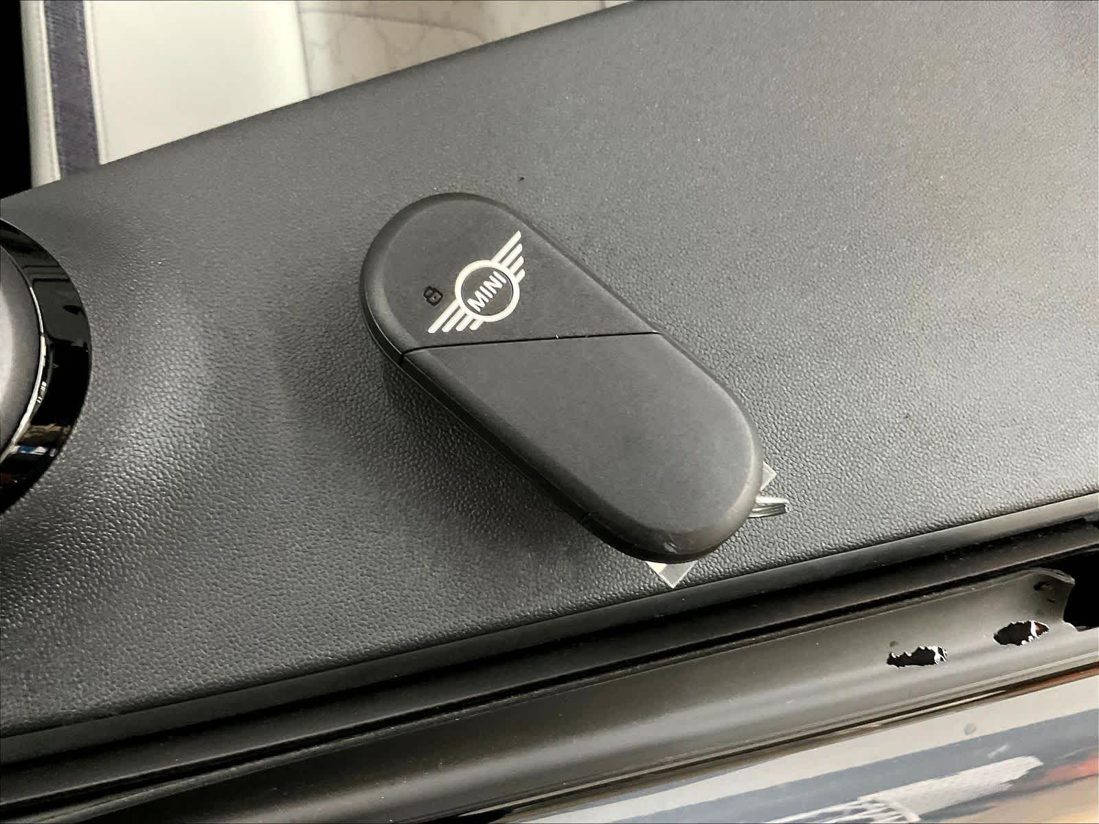 2026 MINI Convertible S - Photo 34