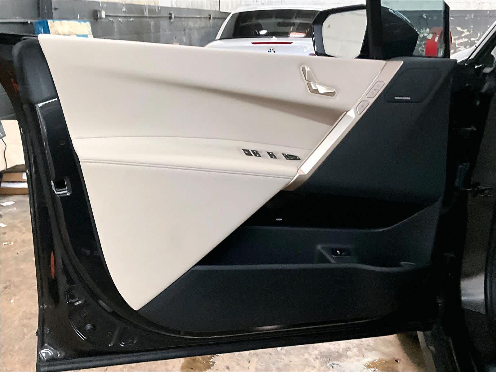 2025 BMW iX 50 - Photo 22